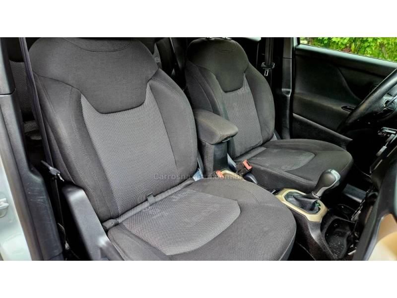 JEEP - RENEGADE - 2017/2017 - Prata - R$ 74.900,00