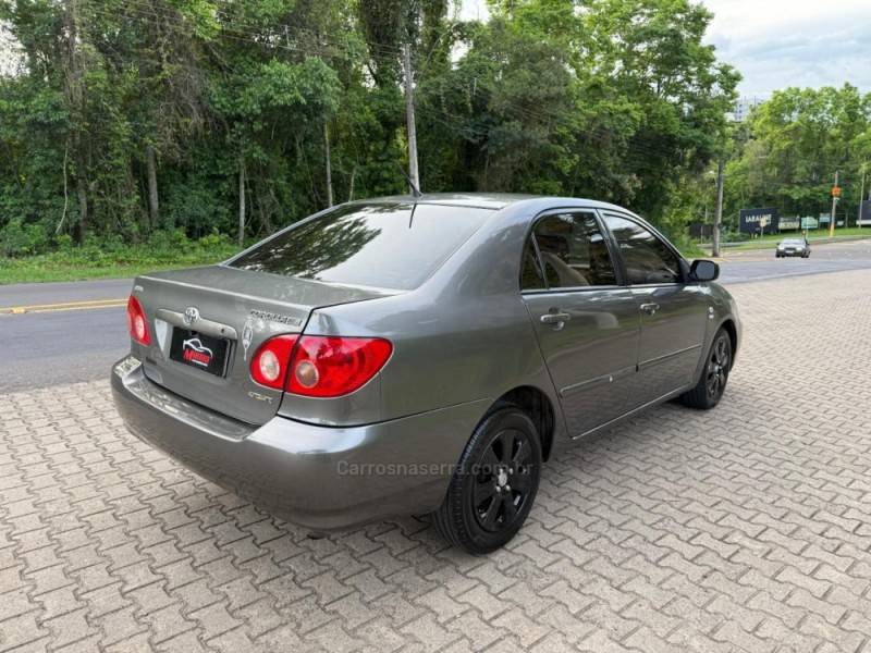 TOYOTA - COROLLA - 2006/2007 - Cinza - R$ 43.900,00