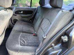 RENAULT - CLIO - 2007/2008 - Preta - R$ 21.900,00