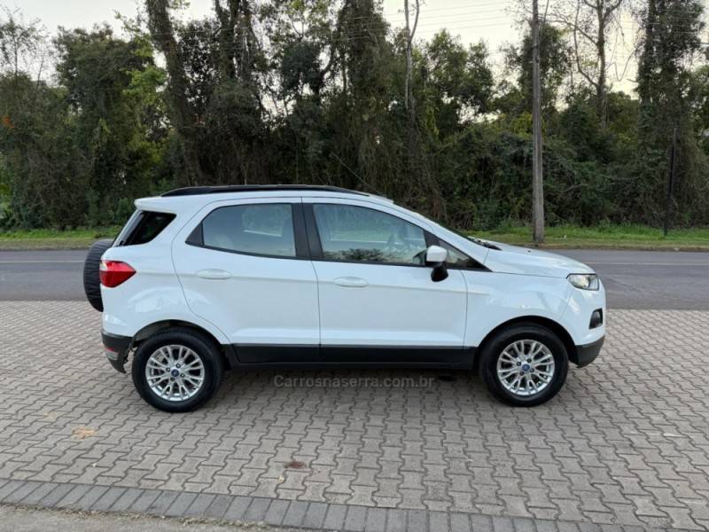 FORD - ECOSPORT - 2014/2014 - Branca - R$ 55.900,00