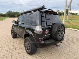 MITSUBISHI - PAJERO TR4 - 2011/2012 - Preta - R$ 69.900,00