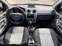 FORD - FIESTA - 2009/2009 - Vermelha - R$ 27.900,00