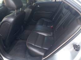 FORD - FUSION - 2010/2010 - Prata - R$ 43.900,00