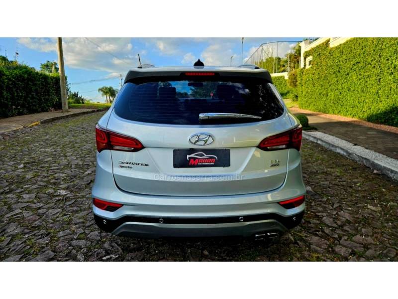 HYUNDAI - GRAND SANTA FÉ - 2018/2019 - Prata - R$ 137.900,00