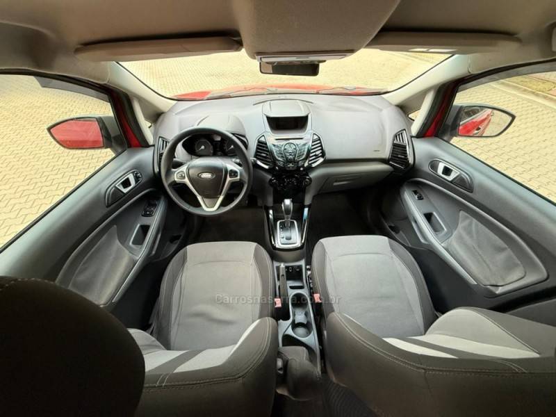 FORD - ECOSPORT - 2016/2017 - Vermelha - R$ 63.900,00