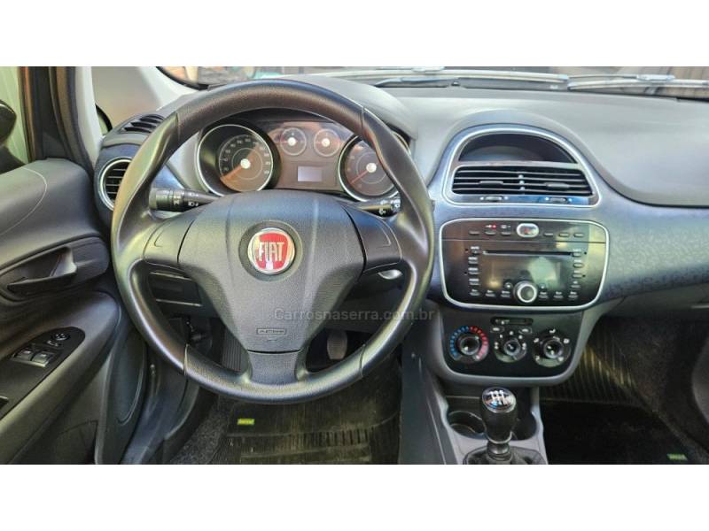 FIAT - PUNTO - 2013/2013 - Cinza - R$ 37.900,00