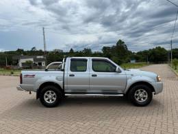 NISSAN - FRONTIER - 2004/2004 - Prata - R$ 49.900,00