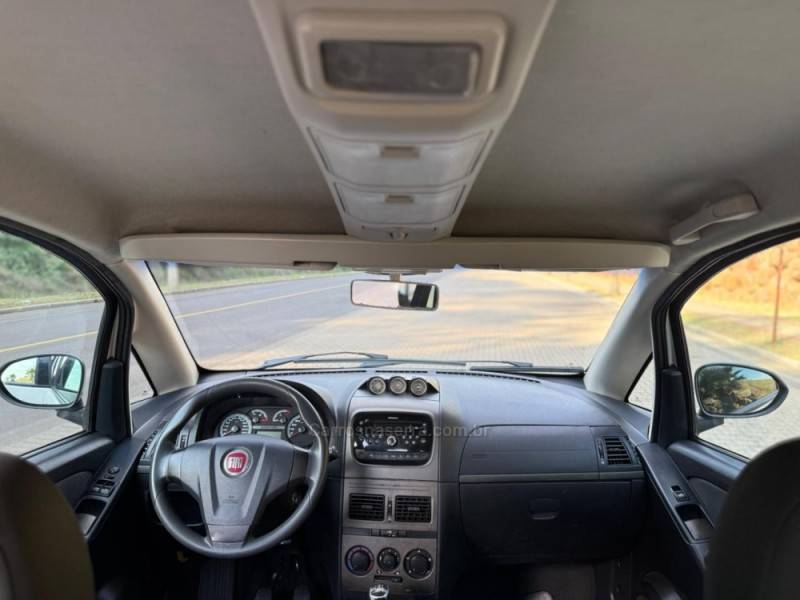 FIAT - IDEA - 2013/2013 - Branca - R$ 37.900,00