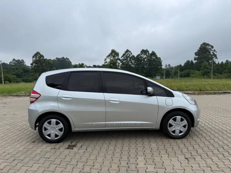 HONDA - FIT - 2012/2012 - Prata - R$ 45.900,00