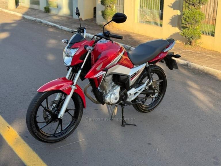 HONDA - CG 160 - 2016/2016 - Vermelha - R$ 15.500,00