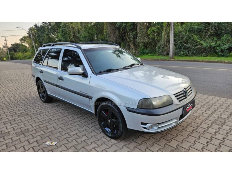 VOLKSWAGEN - PARATI - 2004/2005 - Prata - R$ 27.500,00