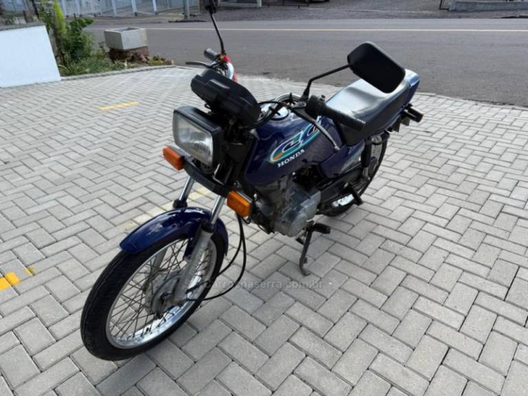 HONDA - CG 125 - 1997/1997 - Azul - R$ 6.900,00