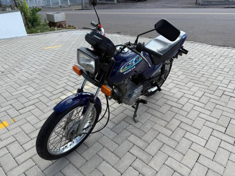 HONDA - CG 125 - 1997/1997 - Azul - R$ 6.900,00