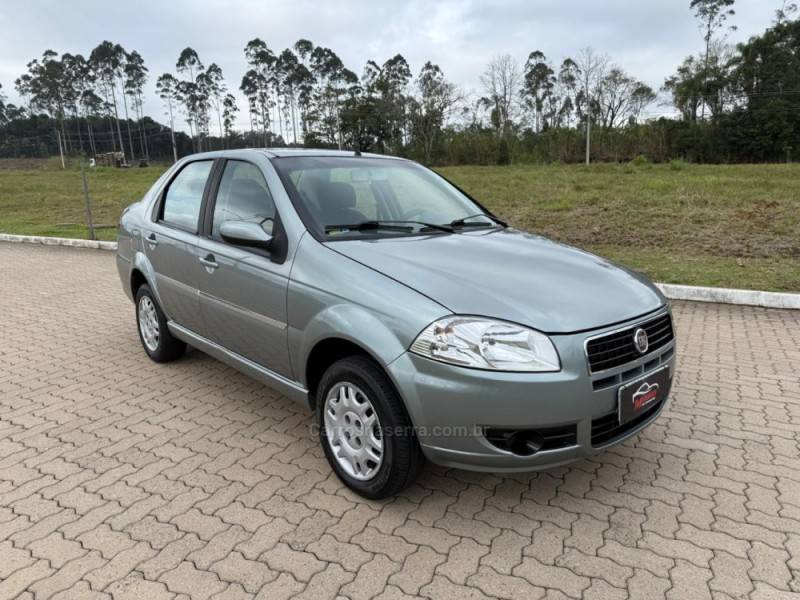 FIAT - SIENA - 2009/2010 - Cinza - R$ 32.900,00