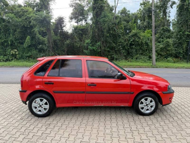 VOLKSWAGEN - GOL - 2002/2003 - Vermelha - R$ 19.900,00