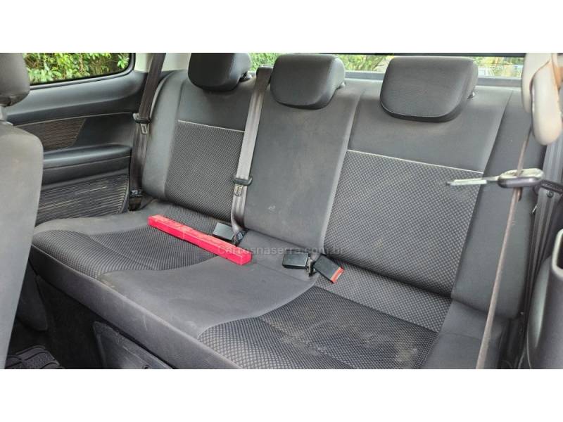 VOLKSWAGEN - SAVEIRO - 2023/2023 - Branca - R$ 76.900,00