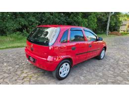 CHEVROLET - CORSA - 2007/2008 - Vermelha - R$ 24.900,00