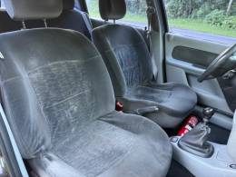 RENAULT - CLIO - 2007/2008 - Preta - R$ 21.900,00