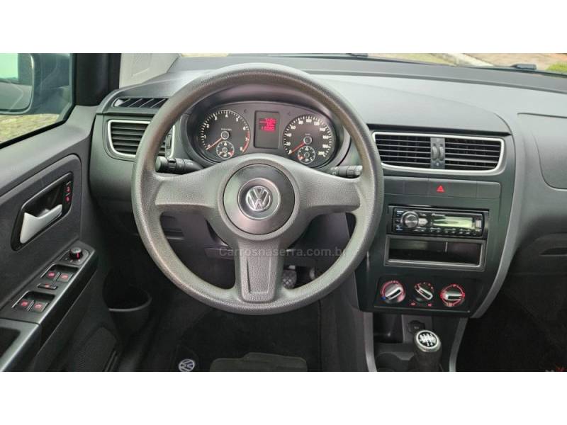 VOLKSWAGEN - FOX - 2012/2013 - Cinza - R$ 38.900,00