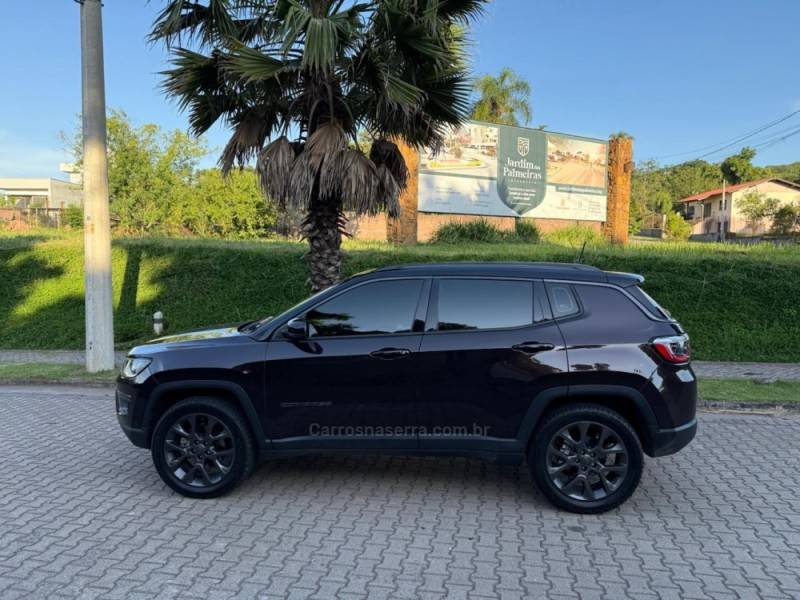 JEEP - COMPASS - 2020/2021 - Marrom - R$ 117.900,00