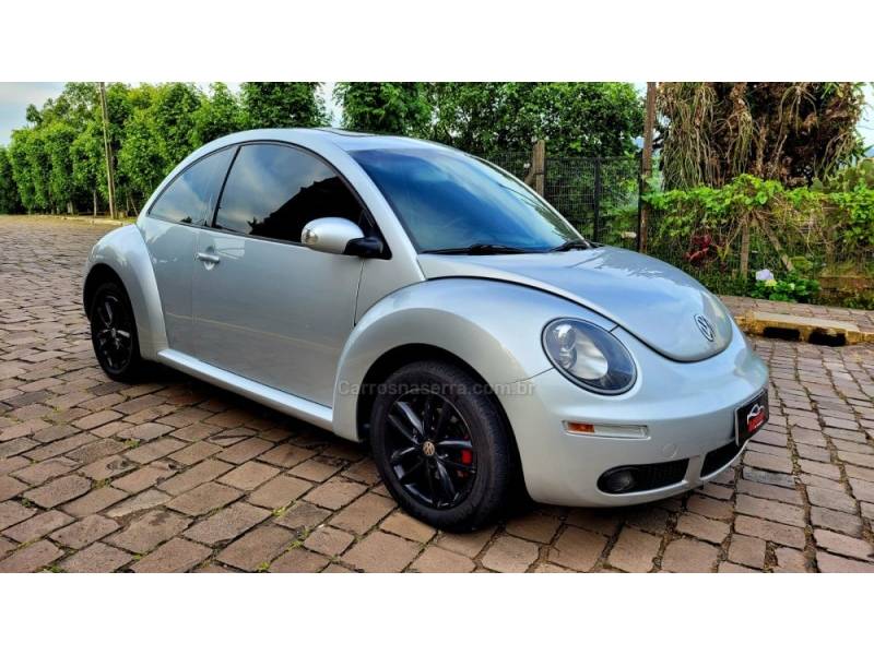 VOLKSWAGEN - NEW BEETLE - 2008/2008 - Prata - R$ 39.900,00
