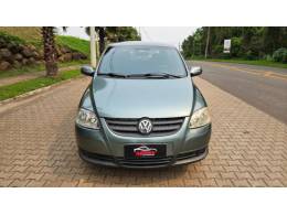 VOLKSWAGEN - FOX - 2009/2010 - Prata - R$ 28.500,00