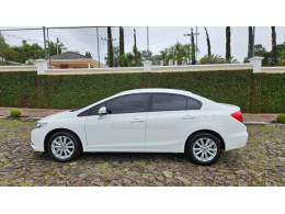 HONDA - CIVIC - 2013/2014 - Branca - R$ 73.900,00