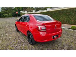 RENAULT - LOGAN - 2014/2015 - Vermelha - R$ 36.900,00