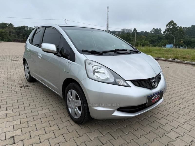 HONDA - FIT - 2012/2012 - Prata - R$ 45.900,00