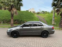 TOYOTA - COROLLA - 2006/2007 - Cinza - R$ 43.900,00