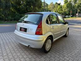 CITROËN - C3 - 2005/2006 - Prata - R$ 14.900,00