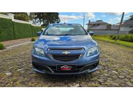 CHEVROLET - PRISMA - 2013/2014 - Azul - R$ 47.500,00