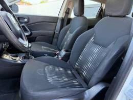 FIAT - TORO - 2016/2017 - Branca - R$ 85.900,00