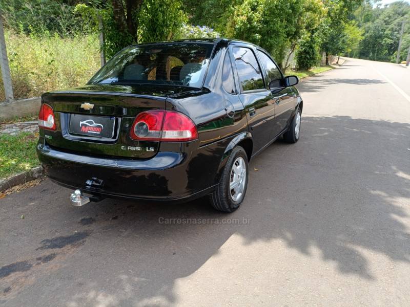 CHEVROLET - CLASSIC - 2012/2012 - Preta - R$ 28.900,00