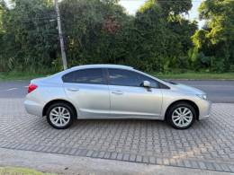 HONDA - CIVIC - 2014/2014 - Prata - R$ 73.900,00