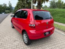 VOLKSWAGEN - FOX - 2007/2008 - Vermelha - R$ 23.900,00