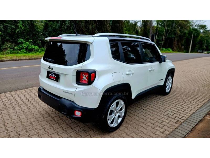 JEEP - RENEGADE - 2017/2018 - Branca - R$ 77.000,00