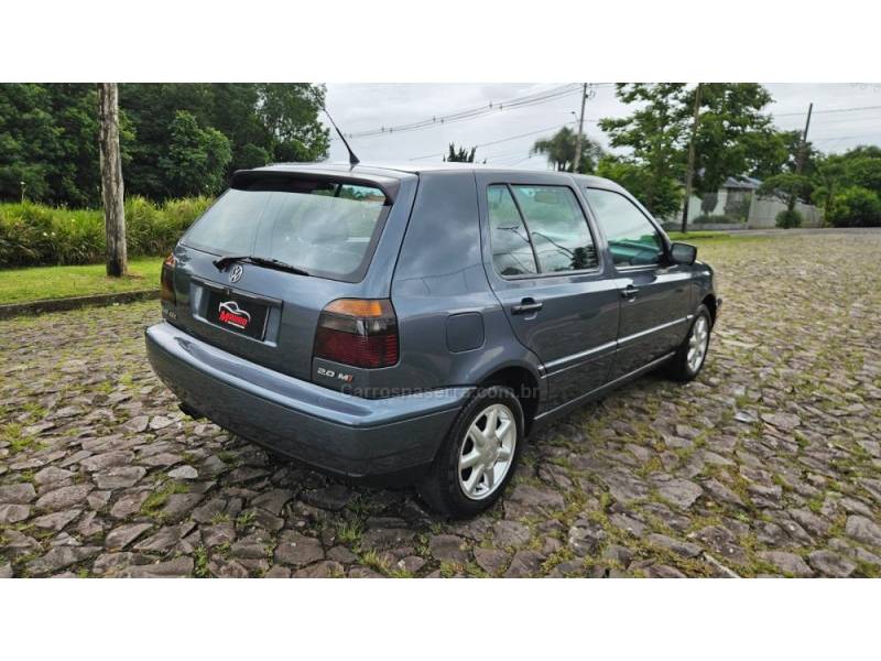 VOLKSWAGEN - GOLF - 1998/1998 - Cinza - R$ 27.500,00