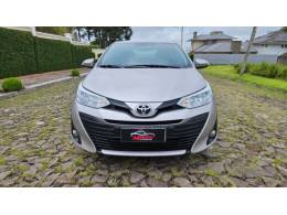 TOYOTA - YARIS - 2019/2019 - Prata - R$ 76.900,00