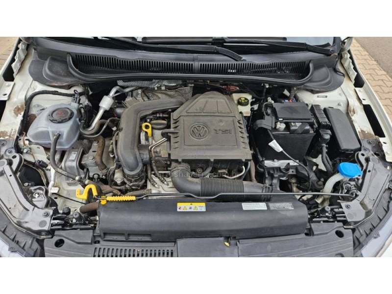 VOLKSWAGEN - POLO - 2021/2022 - Branca - R$ 94.900,00