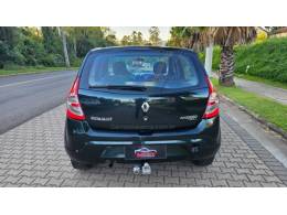 RENAULT - SANDERO - 2010/2010 - Verde - R$ 22.900,00