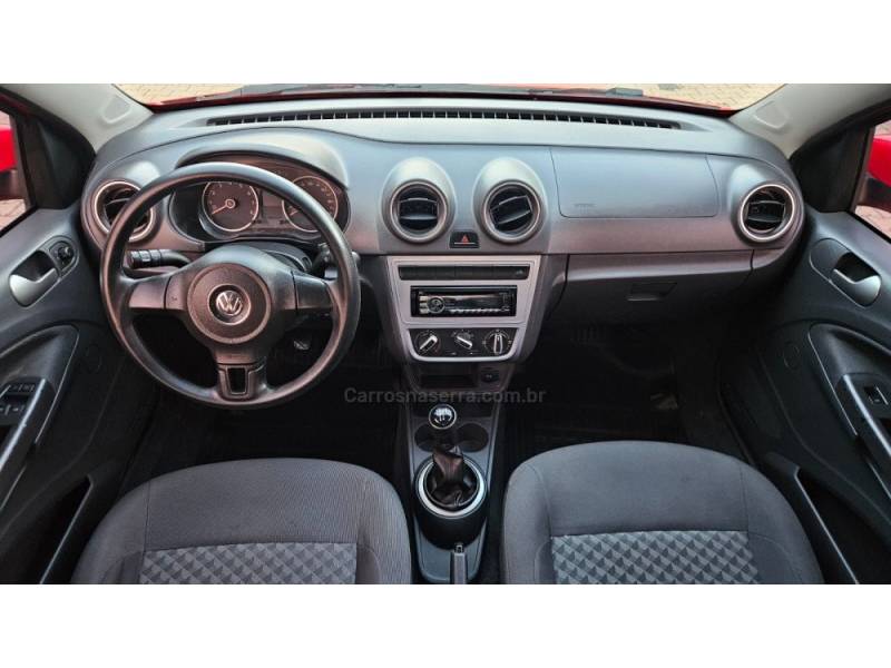 VOLKSWAGEN - SAVEIRO - 2015/2015 - Vermelha - R$ 63.900,00