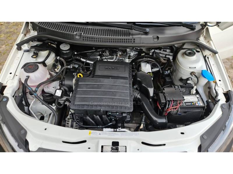 VOLKSWAGEN - SAVEIRO - 2023/2023 - Branca - R$ 76.900,00