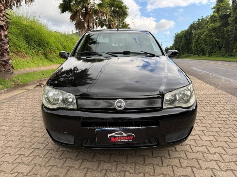 FIAT - SIENA - 2007/2008 - Preta - R$ 249.000,00