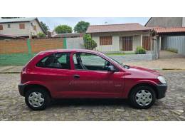 CHEVROLET - CELTA - 2010/2011 - Vermelha - R$ 20.900,00