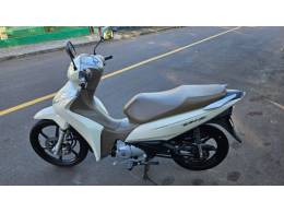 HONDA - BIZ 125 - 2019/2019 - Branca - R$ 15.500,00