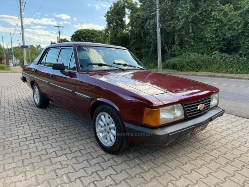 CHEVROLET - OPALA - 1989/1990 - Vermelha - R$ 28.900,00