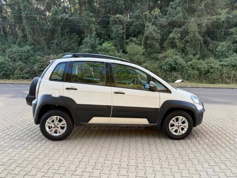 FIAT - IDEA - 2013/2013 - Branca - R$ 37.900,00