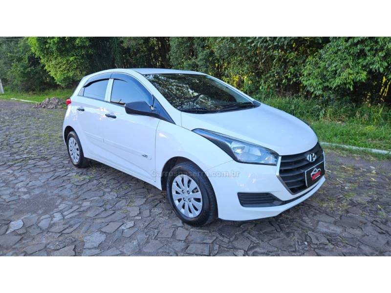 HYUNDAI - HB20 - 2018/2018 - Branca - R$ 53.900,00