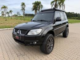 MITSUBISHI - PAJERO TR4 - 2011/2012 - Preta - R$ 69.900,00